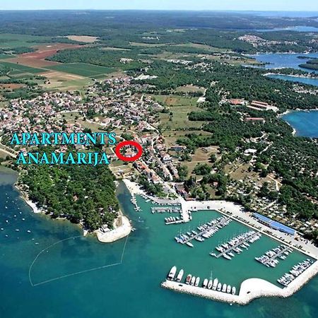 Anamarija Apartments Near The Beach And The Fantastic Adria Sea With Over 10 Small Islands Close By Funtana Esterno foto