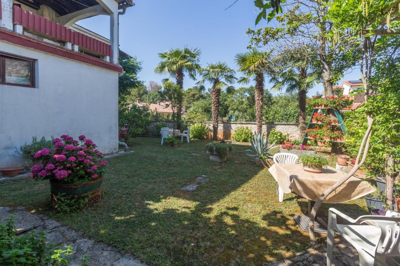 Anamarija Apartments Near The Beach And The Fantastic Adria Sea With Over 10 Small Islands Close By Funtana Esterno foto