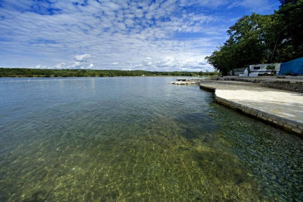 Anamarija Apartments Near The Beach And The Fantastic Adria Sea With Over 10 Small Islands Close By Funtana Esterno foto