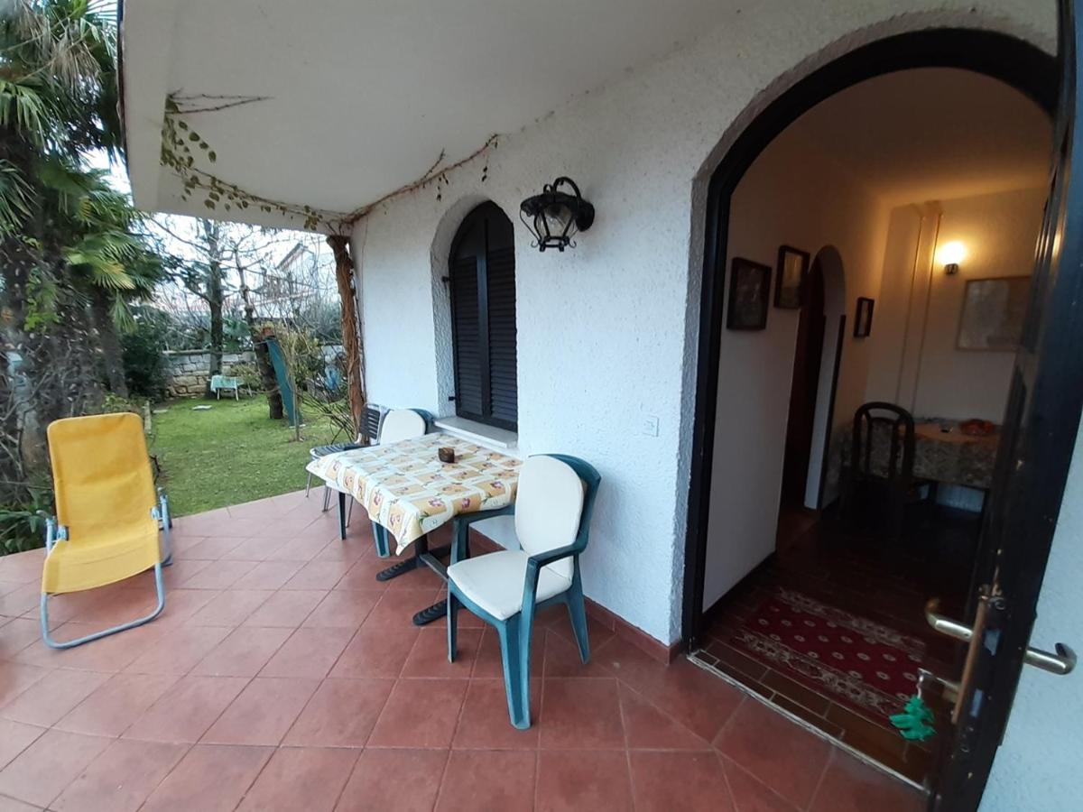 Anamarija Apartments Near The Beach And The Fantastic Adria Sea With Over 10 Small Islands Close By Funtana Esterno foto