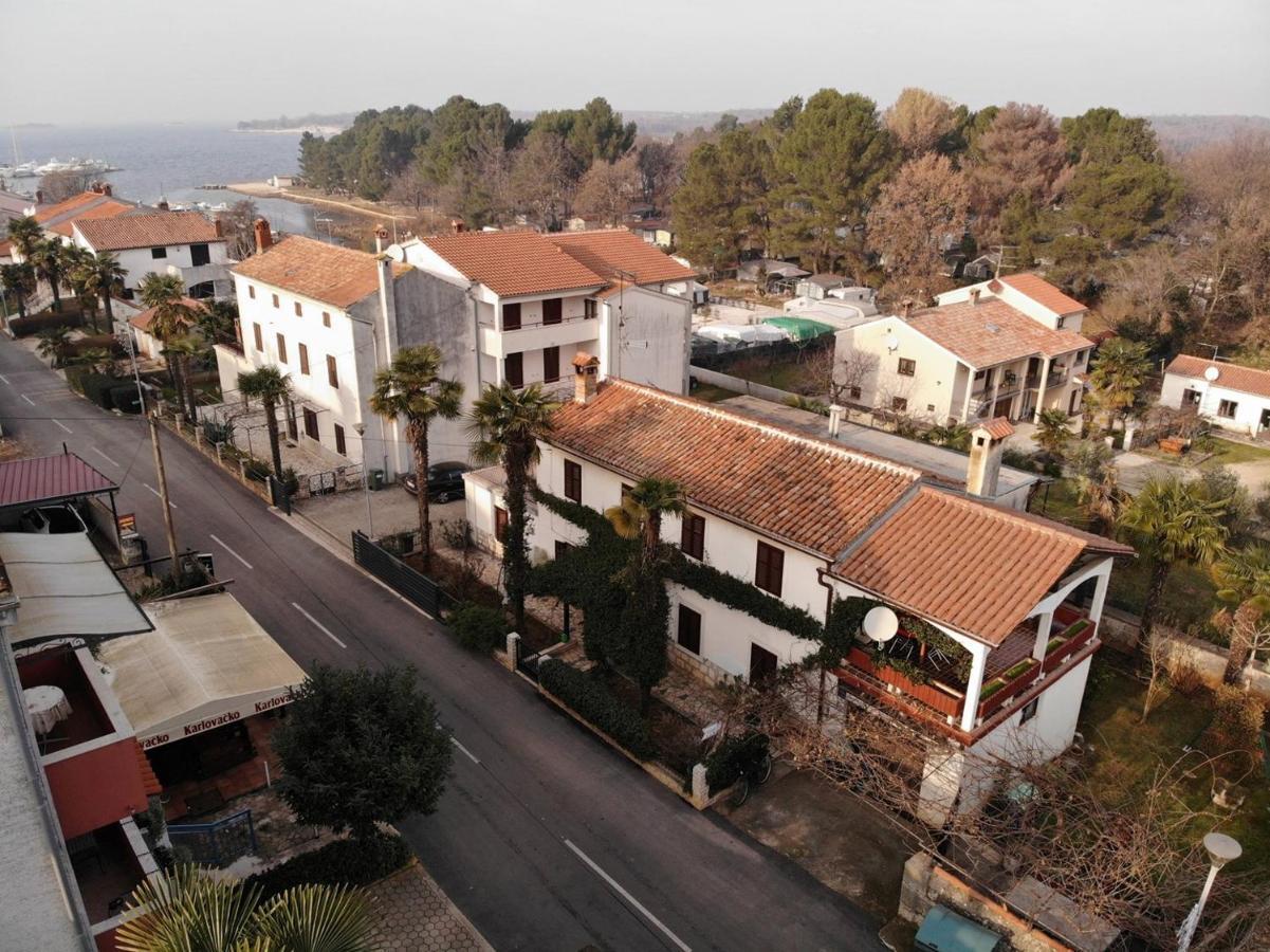 Anamarija Apartments Near The Beach And The Fantastic Adria Sea With Over 10 Small Islands Close By Funtana Esterno foto