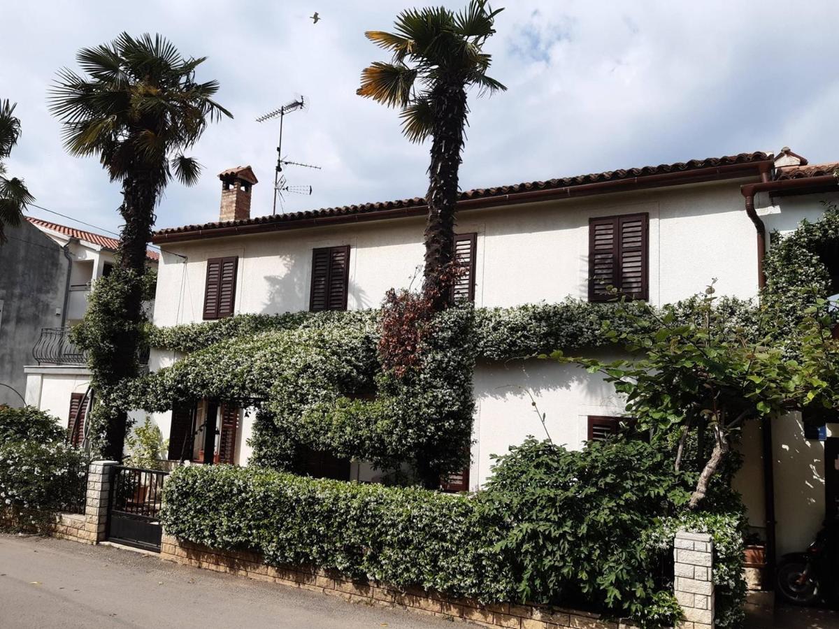 Anamarija Apartments Near The Beach And The Fantastic Adria Sea With Over 10 Small Islands Close By Funtana Esterno foto